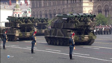 The.Russian.military.parade.in.honour.of.a.victory.in.WWII-2009-06-17.21-51-56.jpg