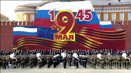 The.Russian.military.parade.in.honour.of.a.victory.in.WWII-2009-06-17.21-52-51.jpg